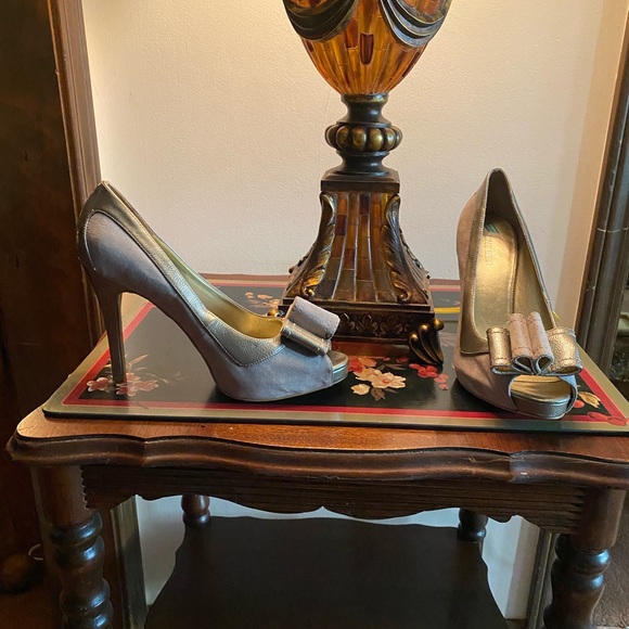 Shoes - Picture 1 of 2